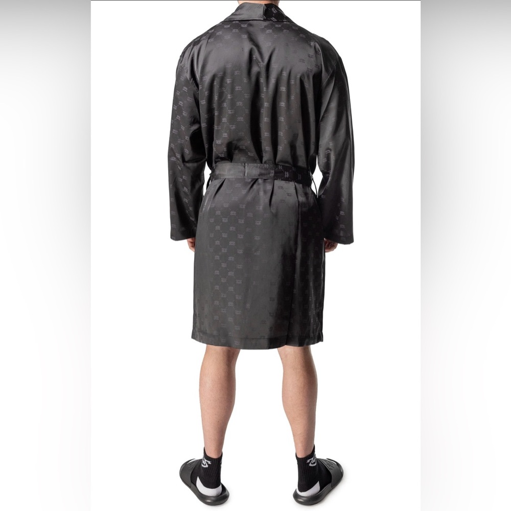 Luxxx Robe - Picture 7 of 10